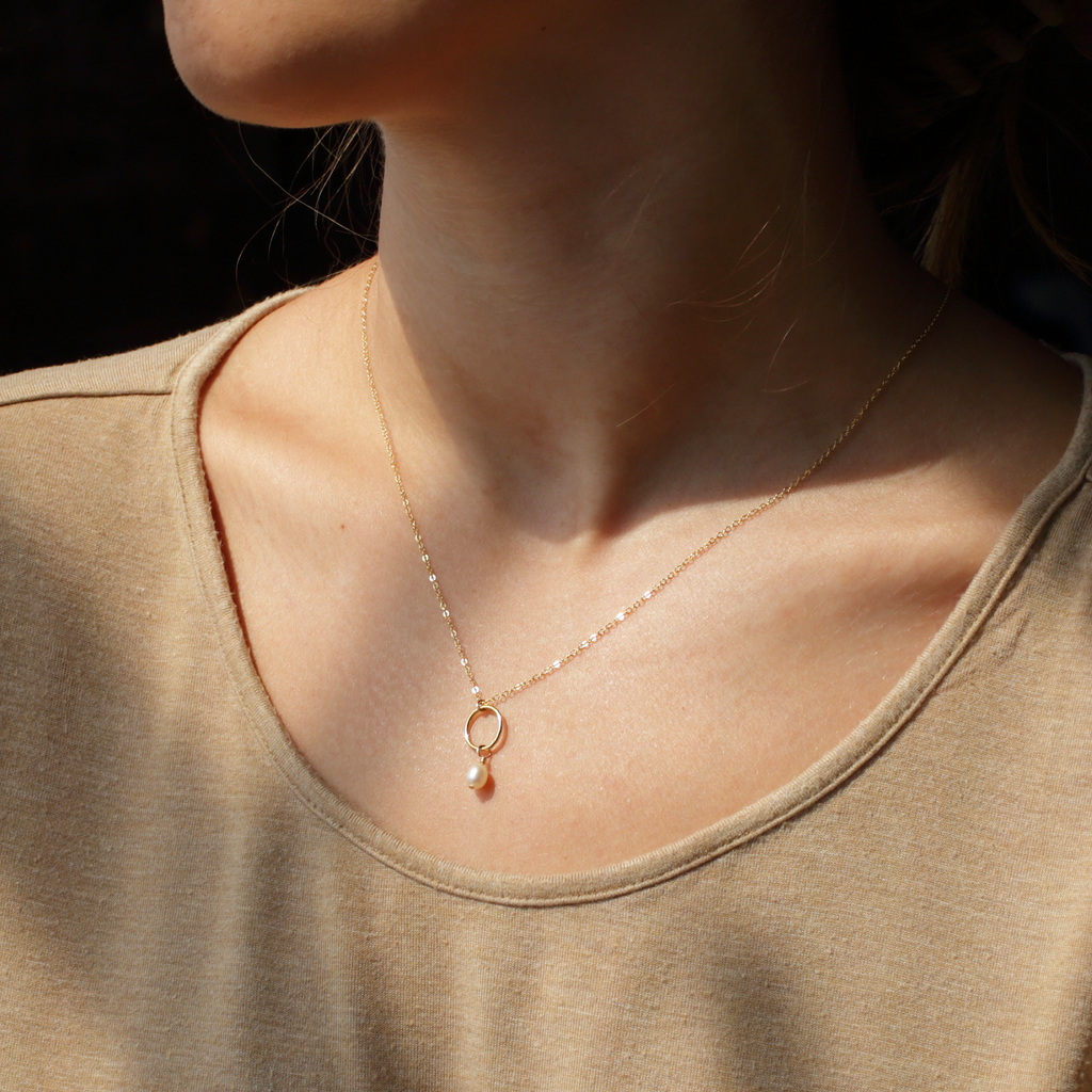 OLIVIA NECKLACE