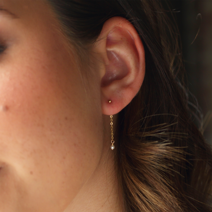 ELLIS PEARL CHAIN STUDS