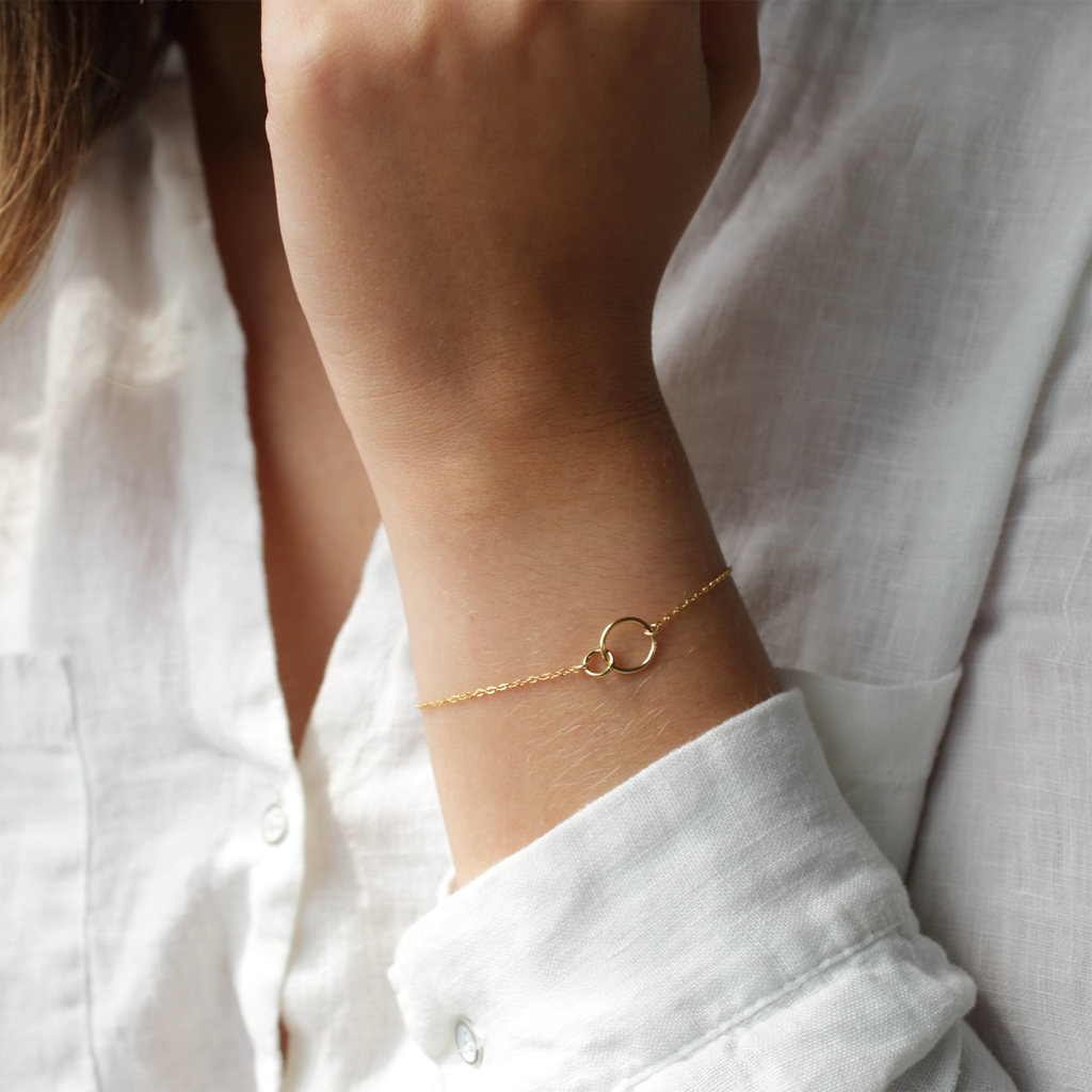 Interlocking Rectangular Bracelet Interlocking Bracelet – Femina Handmade