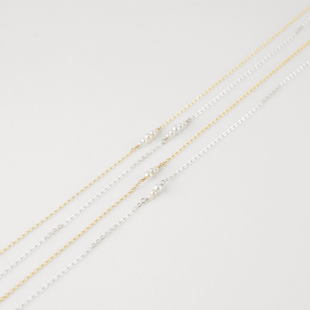 Eva Mini Pearl Necklace