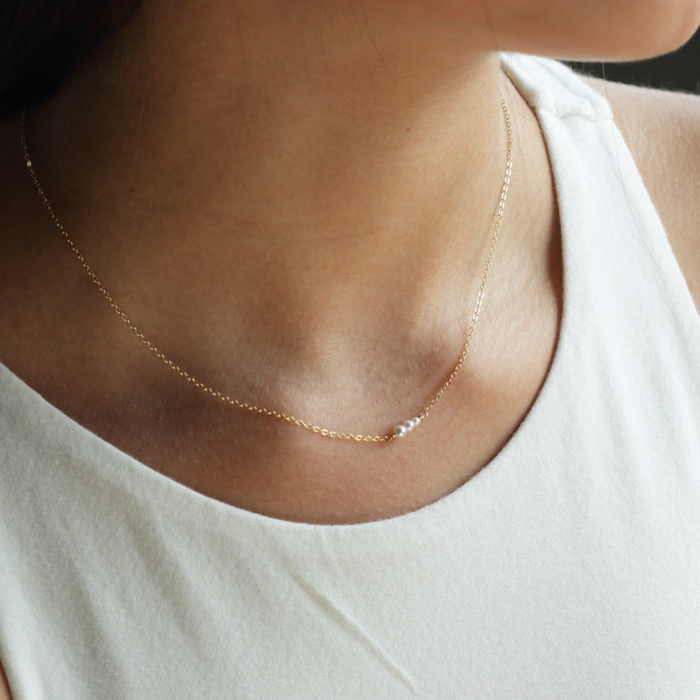 Eva Mini Pearl Necklace