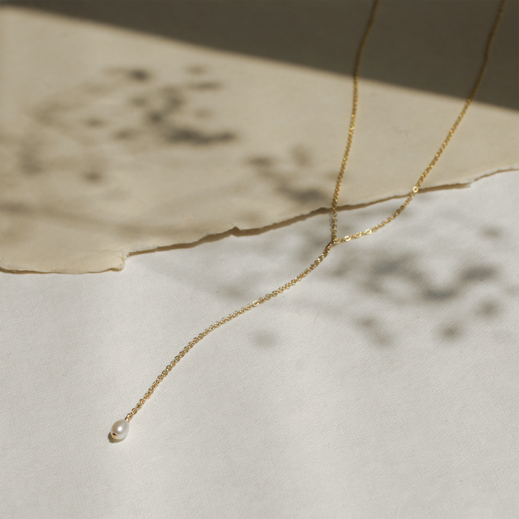 Aria Lariat Necklace
