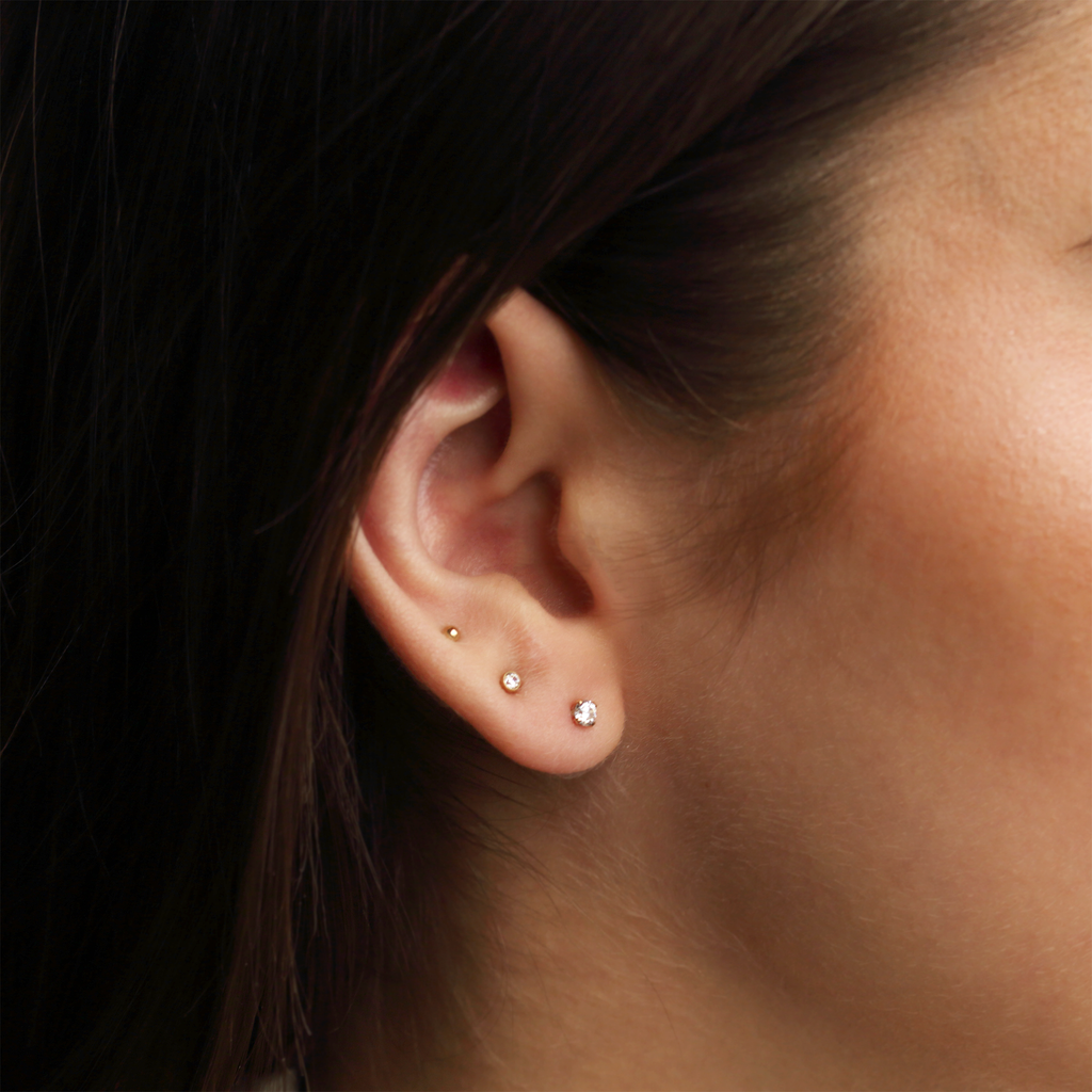 MINI GOLD STUDS