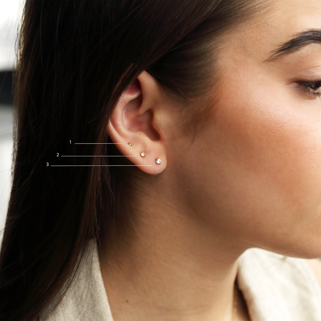 MINI GOLD STUDS