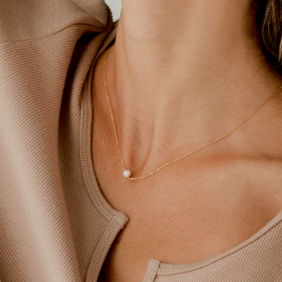 Alba Pearl Necklace