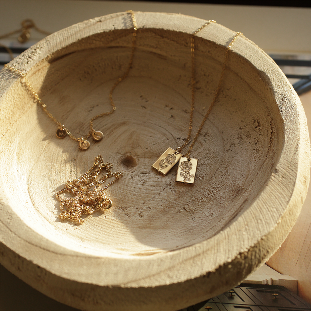 Birth Flower Tag Necklace